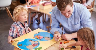 Okulda ve Evde Montessori Eğitimi Nasıl Uygulanır?
